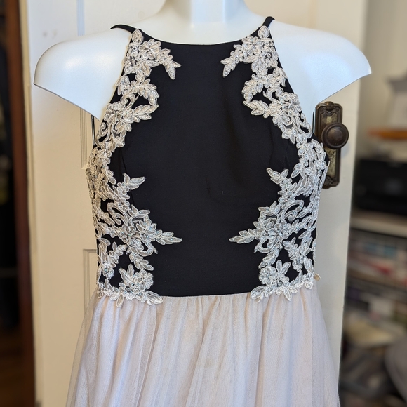 Prom Dress - Picture 2 of 15